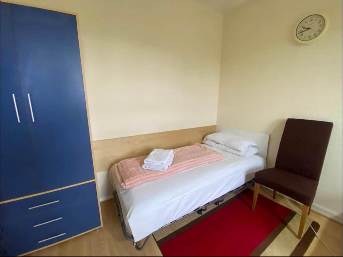 Single Room - Kings Cross, Female Only,, Guest Rooms London Exterior photo