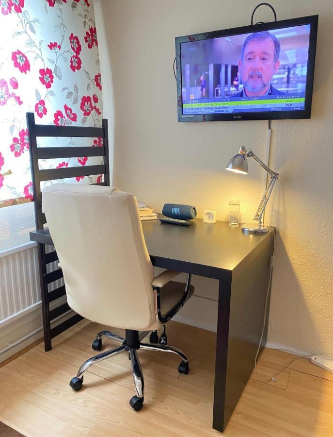 Single Room - Kings Cross, Female Only,, Guest Rooms London Exterior photo